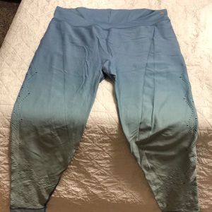 Pink/Victoria Secret leggings!